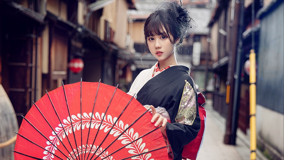 春の新作着物入荷のお知らせ